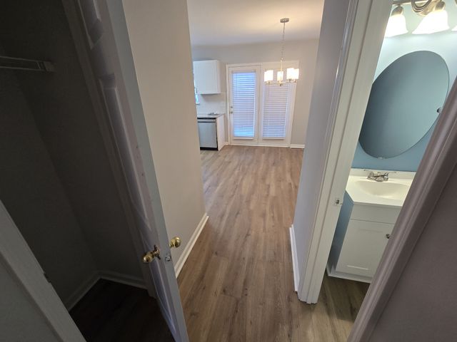 7470 Charlotte Pike Apt 3, Nashville, TN 37209