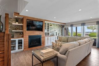 1722 Milwaukee STREET, Delafield, WI 53018