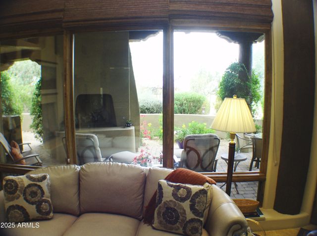 7373 E CLUBHOUSE Drive 8, Scottsdale, AZ 85266