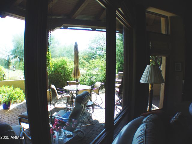 7373 E CLUBHOUSE Drive 8, Scottsdale, AZ 85266