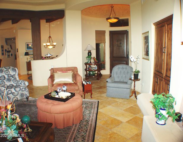 7373 E CLUBHOUSE Drive 8, Scottsdale, AZ 85266