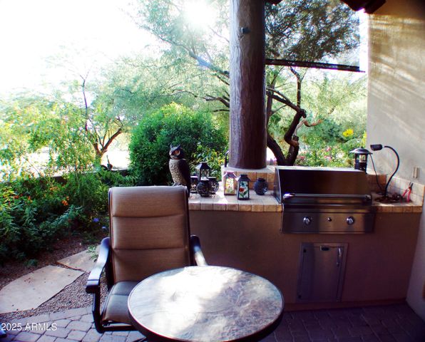 7373 E CLUBHOUSE Drive 8, Scottsdale, AZ 85266