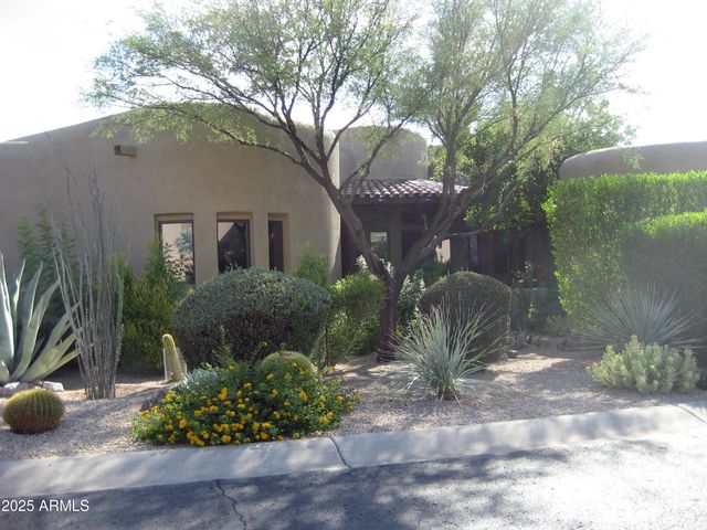 7373 E CLUBHOUSE Drive 8, Scottsdale, AZ 85266