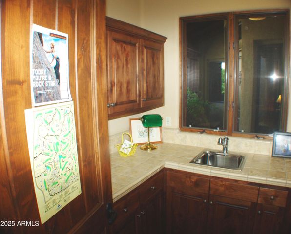 7373 E CLUBHOUSE Drive 8, Scottsdale, AZ 85266