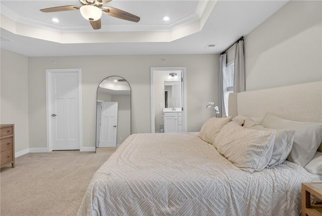 288 Frances Ln, Cecil, PA 15057