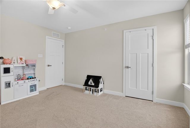 288 Frances Ln, Cecil, PA 15057