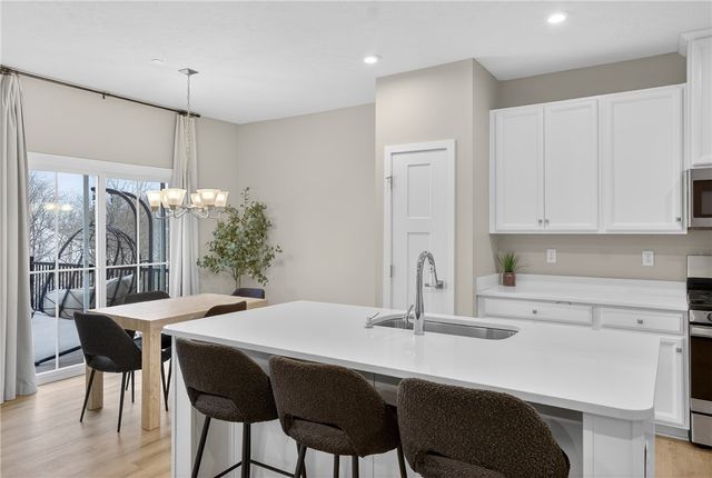 288 Frances Ln, Cecil, PA 15057