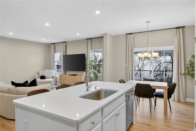 288 Frances Ln, Cecil, PA 15057