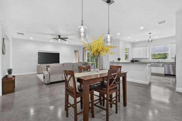 18842 93rd Road N, The Acreage, FL 33470