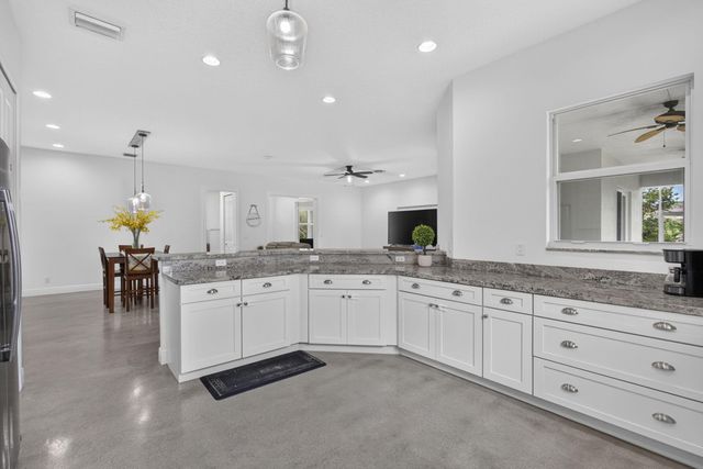 18842 93rd Road N, The Acreage, FL 33470
