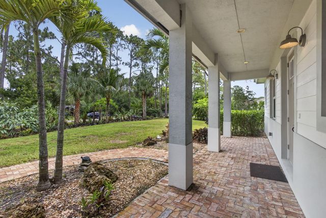 18842 93rd Road N, The Acreage, FL 33470
