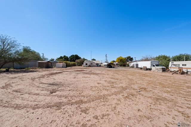 831 S Eleanor, Yuma, AZ 85364