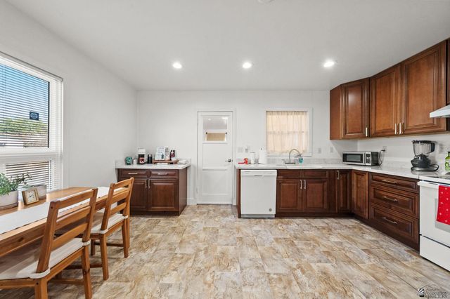 831 S Eleanor, Yuma, AZ 85364