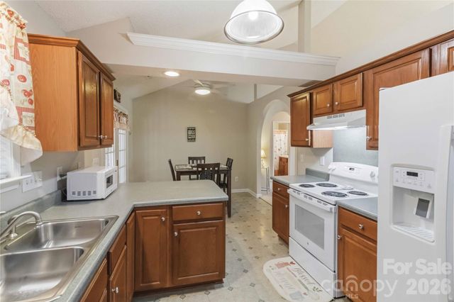 1134 Allison Bluff Trail, Rock Hill, SC 29732