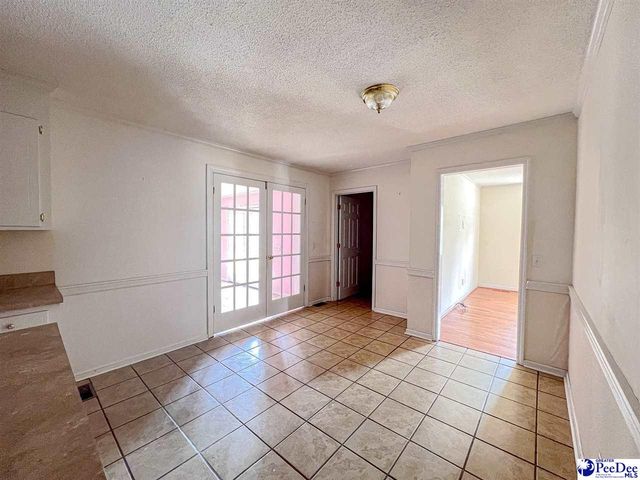 1032 Edgewood Dr., Hartsville, SC 29550