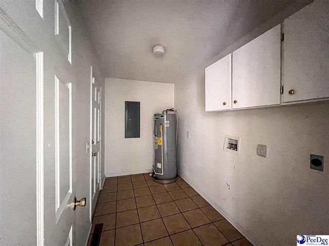 1032 Edgewood Dr., Hartsville, SC 29550