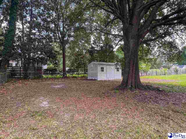 1032 Edgewood Dr., Hartsville, SC 29550