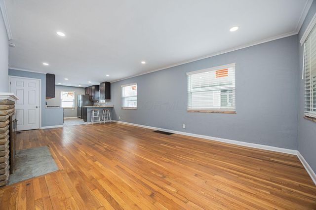 903 S Harris Avenue, Columbus, OH 43204