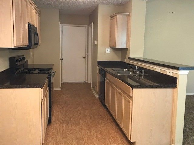 220 Pinecrest, Seagoville, TX 75159