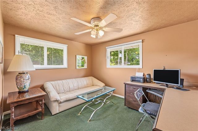 5379 Meadow Wood Boulevard, Lyndhurst, OH 44124