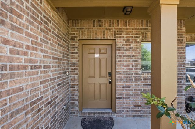 5404 Waterbank Lane, Killeen, TX 76543
