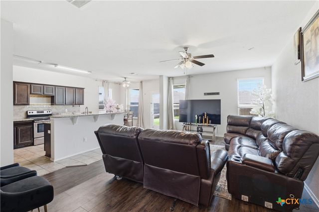 5404 Waterbank Lane, Killeen, TX 76543