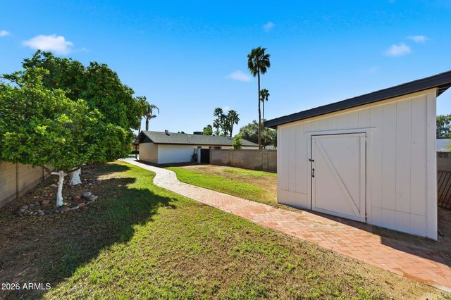 5610 E CHARTER OAK Road, Scottsdale, AZ 85254