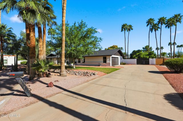 5610 E CHARTER OAK Road, Scottsdale, AZ 85254