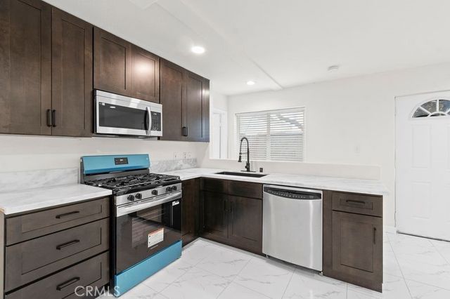 1578 S San Bernardino, Costa Mesa, CA 92627
