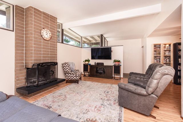 8772 Contemporary Ct, Elk Grove, CA 95624