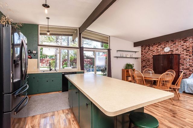 8772 Contemporary Ct, Elk Grove, CA 95624