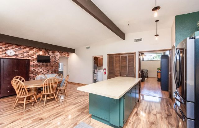 8772 Contemporary Ct, Elk Grove, CA 95624