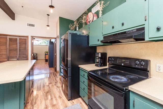 8772 Contemporary Ct, Elk Grove, CA 95624