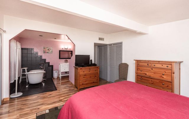 8772 Contemporary Ct, Elk Grove, CA 95624