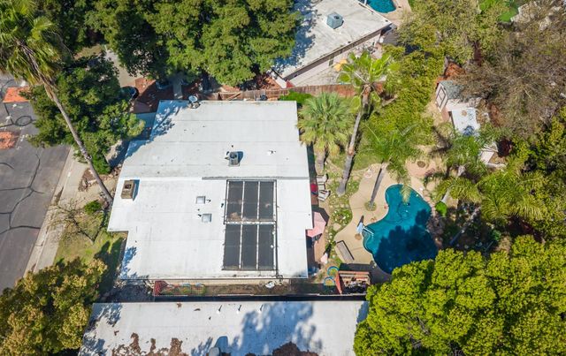 8772 Contemporary Ct, Elk Grove, CA 95624