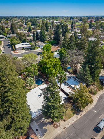 8772 Contemporary Ct, Elk Grove, CA 95624