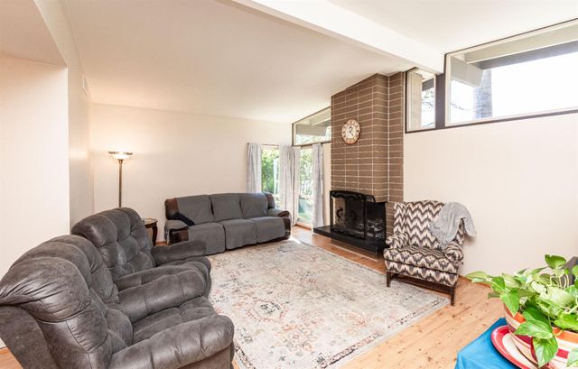 8772 Contemporary Ct, Elk Grove, CA 95624