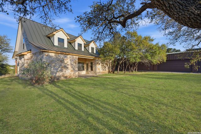 108 Buttermilk, Spring Branch, TX 78070