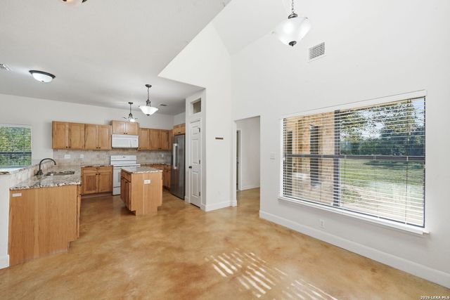 108 Buttermilk, Spring Branch, TX 78070