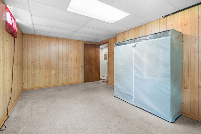 407 E Van Buren Street, Gobles, MI 49055