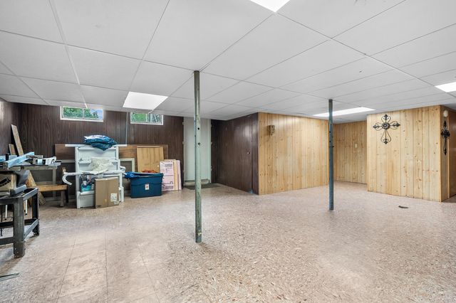 407 E Van Buren Street, Gobles, MI 49055