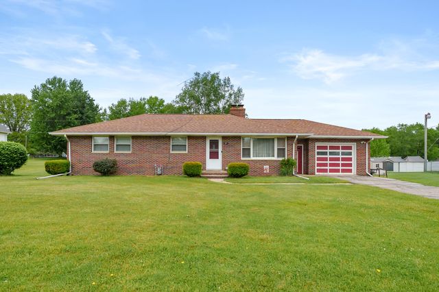 407 E Van Buren Street, Gobles, MI 49055