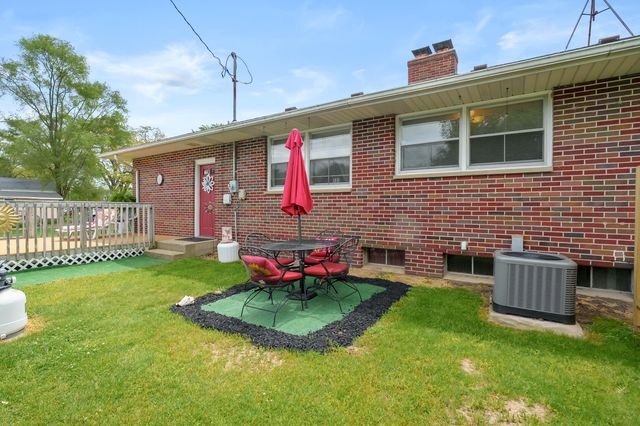 407 E Van Buren Street, Gobles, MI 49055