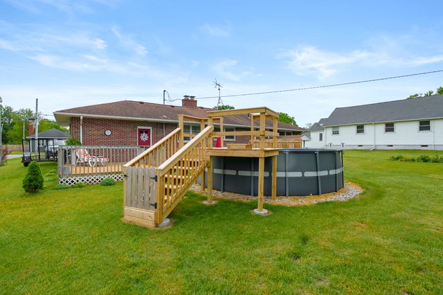 407 E Van Buren Street, Gobles, MI 49055