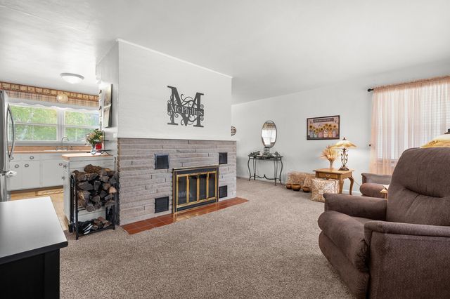 407 E Van Buren Street, Gobles, MI 49055