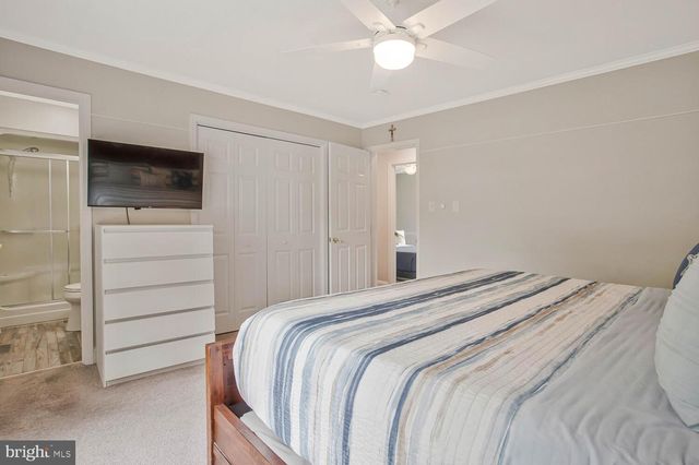 7038 BOSTON, North Beach, MD 20714