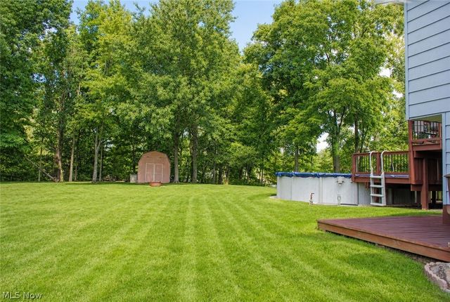 8920 Lakeview Circle, Parma, OH 44129
