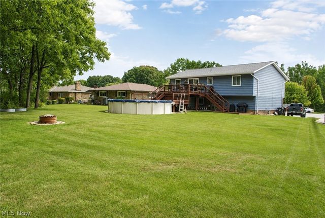 8920 Lakeview Circle, Parma, OH 44129