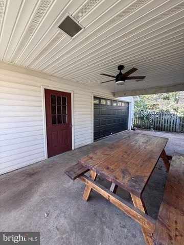 446 HANSON AVE, Fredericksburg, VA 22401