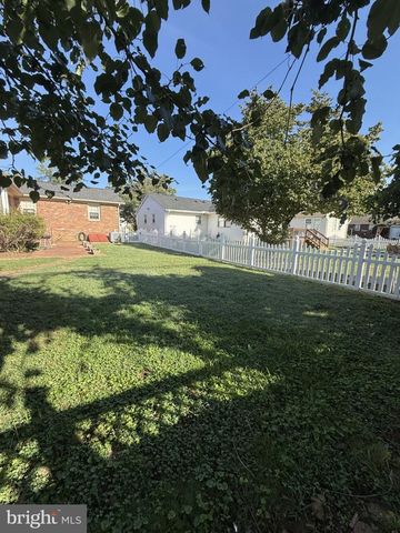 446 HANSON AVE, Fredericksburg, VA 22401